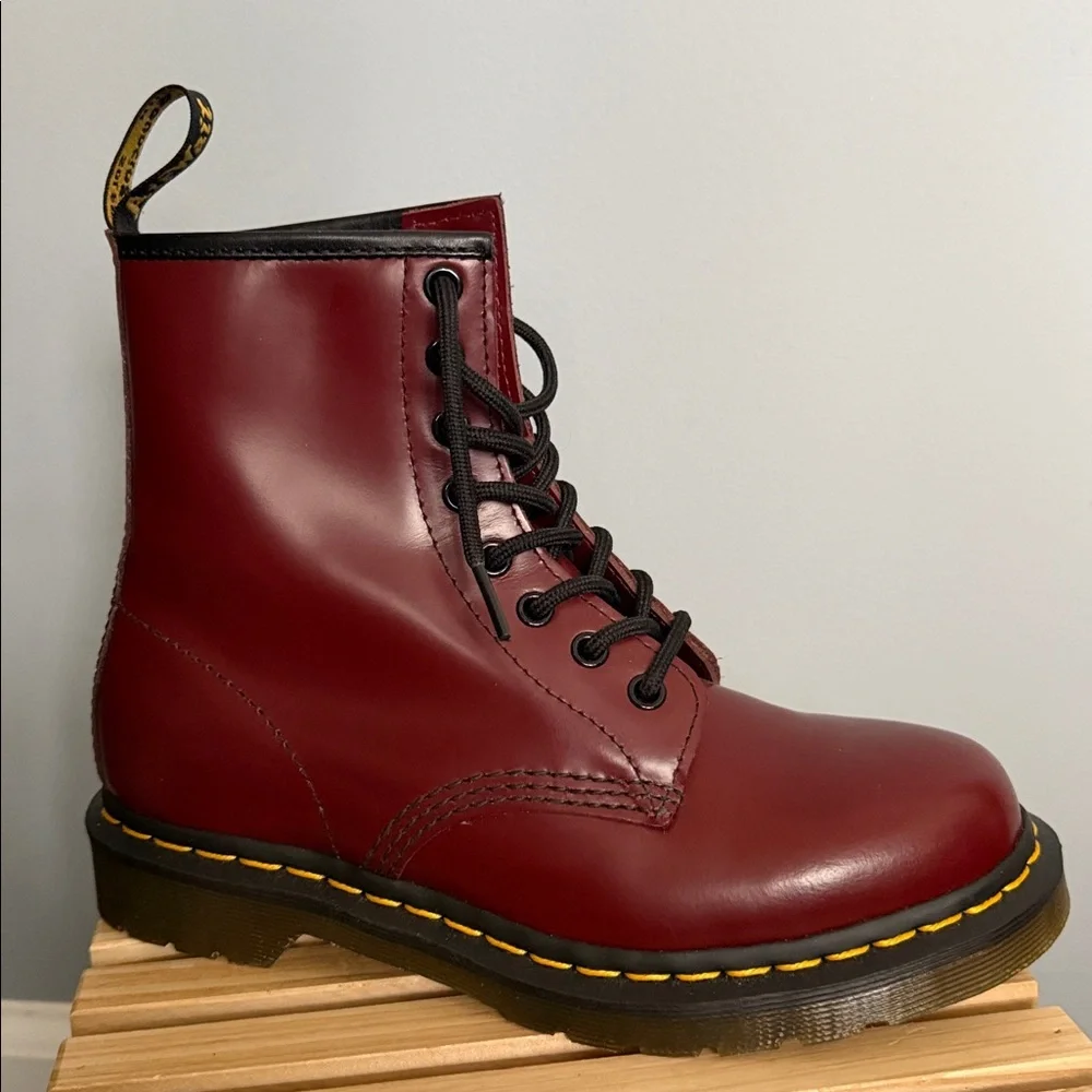 Dr. Martens Cherry Red Smooth Leather 1460 Boot Size US L 7 US M 6 - Picture 6 of 16